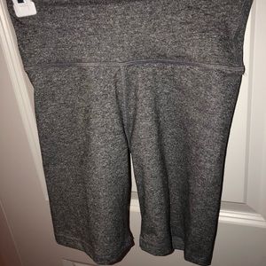 Women’s Gray Aerie Biker Short Sz Small NEVER WORN